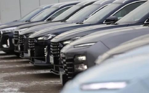 В России вдвое увеличилось число закрытых шоурумов брендов китайских авто В России вдвое увеличилось число закрытых шоурумов брендов китайских авто