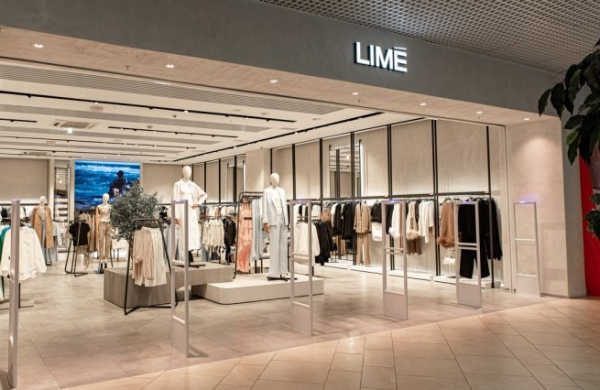 LIMÉ займет в Петербурге последний бывший магазин Uniqlo LIMÉ займет в Петербурге последний бывший магазин Uniqlo