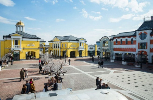 Главное за неделю: Outlet Village в Подмосковье и Петербурге сменили владельца, сеть Just Clothes закрывает магазины, названы 100 крупнейших интернет-магазинов Главное за неделю: Outlet Village в Подмосковье и Петербурге сменили владельца, сеть Just Clothes закрывает магазины, названы 100 крупнейших интернет-магазинов