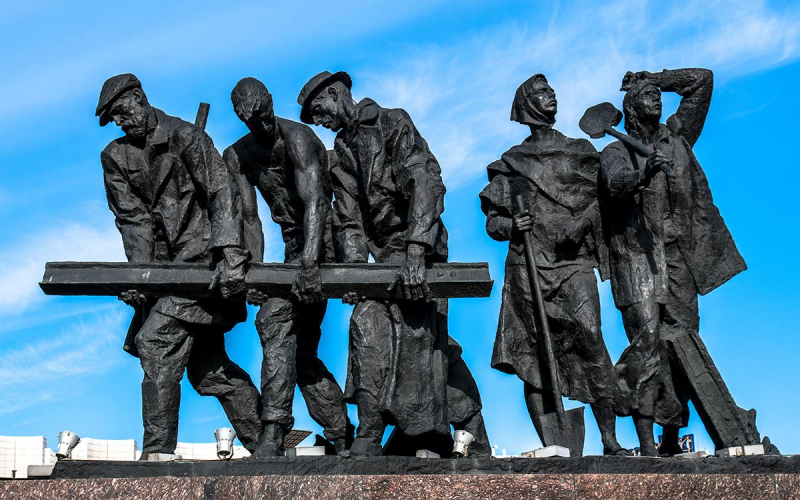 12 главных памятников Великой Отечественной