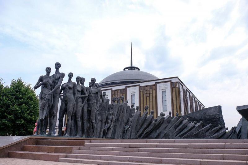 12 главных памятников Великой Отечественной