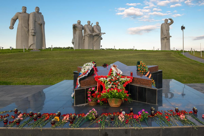 12 главных памятников Великой Отечественной
