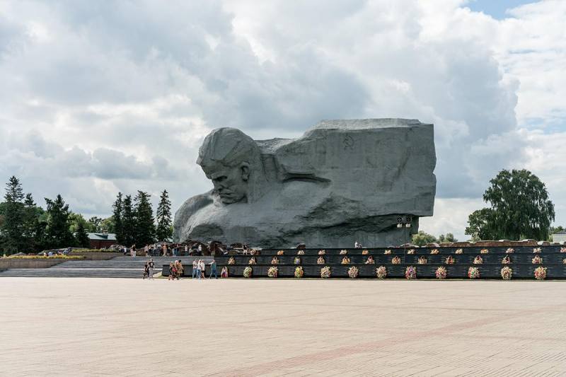 12 главных памятников Великой Отечественной
