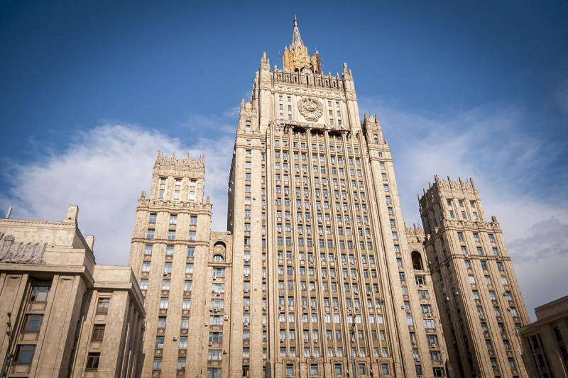 Как отстраивали города после Победы и сколько стоит это жилье в 2025