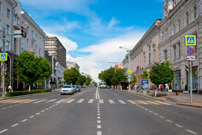 Как отстраивали города после Победы и сколько стоит это жилье в 2025