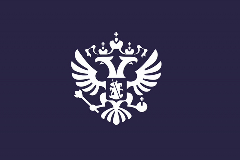 На эмблему Кремля вернулись православные кресты