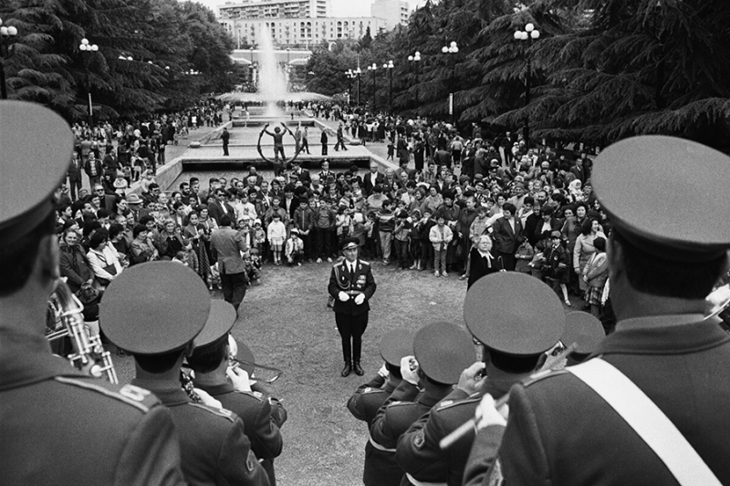 От семейных встреч до «Бессмертного полка»: 80 лет празднования 9 мая