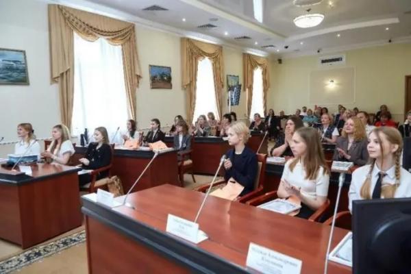 Ассоциация «Строители Омска» подвела итоги конкурса школьных сочинений — Строительная газета Ассоциация «Строители Омска» подвела итоги конкурса школьных сочинений — Строительная газета
