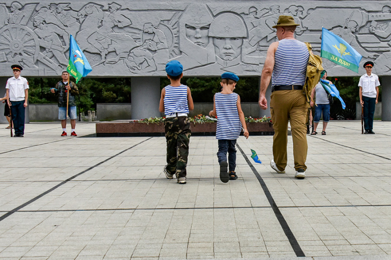 Как прошло празднование 95-летия ВДВ в России. Фоторепортаж